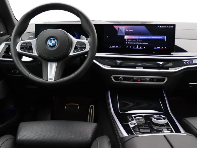 BMW X5 xDrive50e 2024 Hybride Benzine 47