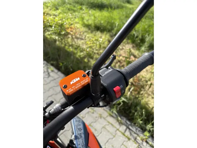 KTM 690 SMC R SMC-R 2023 Benzine 14