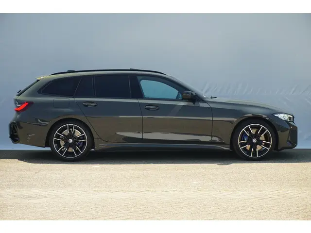 BMW 3 Serie Touring M340i xDrive 2022 Benzine 3