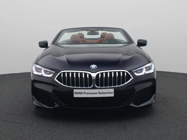 BMW 8 Serie Cabrio 840i 2021 Benzine 3