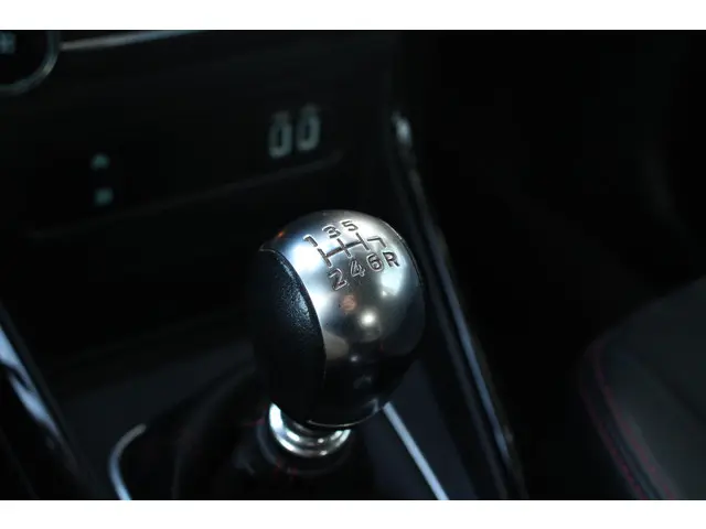 Ford EcoSport 1.0 EcoBoost ST-Line Black 2018 Benzine 26