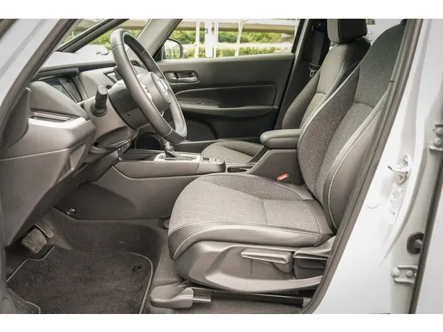 Honda Jazz 1.5i e:HEV ADVANCE 2024 Hybride Benzine 25