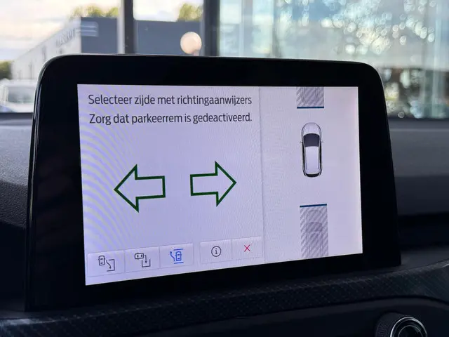 Ford Focus 1.0 EcoBoost ST Line Business 2020 Benzine 20