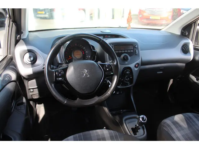Peugeot 108 1.0 e-VTi Active//GEARBOX BROKEN!! 2018 Benzine 4