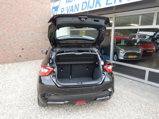 Nissan Micra 1.0L Acenta Connect Pack 2018 Benzine 8