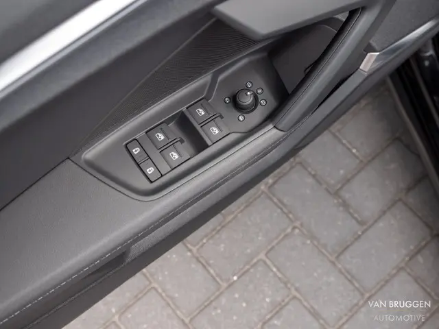 Audi A3 Limousine 35 TFSI S-Line 2022 Benzine 32