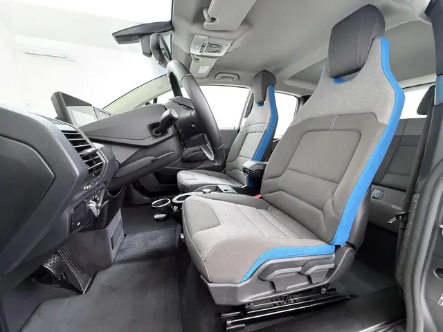 BMW i3 Basis 120Ah 42 kWh 2022 Elektrisch 18