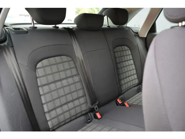 Audi Q3 1.4 TFSI Pro Line 2014 Benzine 22