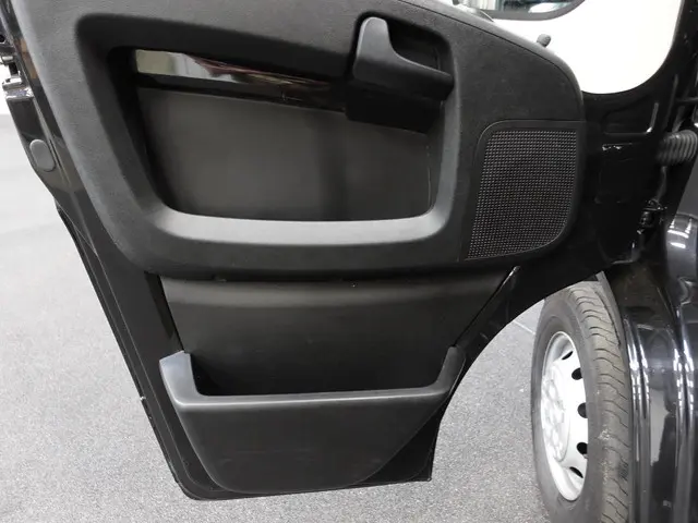 Opel Movano 140pk L2H2 Edition 2022 Diesel 17