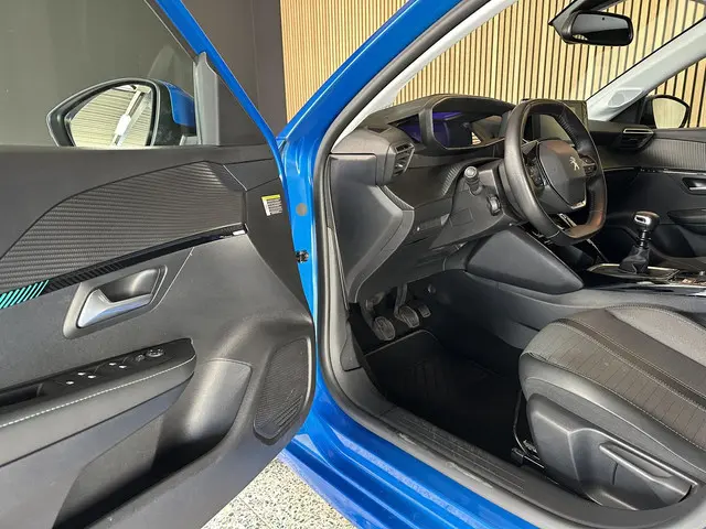 Peugeot 208 1.2 PureTech Blue Lease Allure 2019 Benzine 8