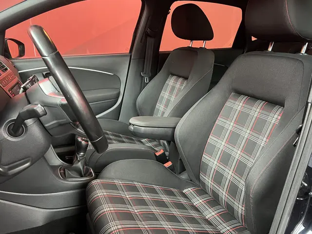 Volkswagen Polo 1.8 TSI GTI 2015 Benzine 7