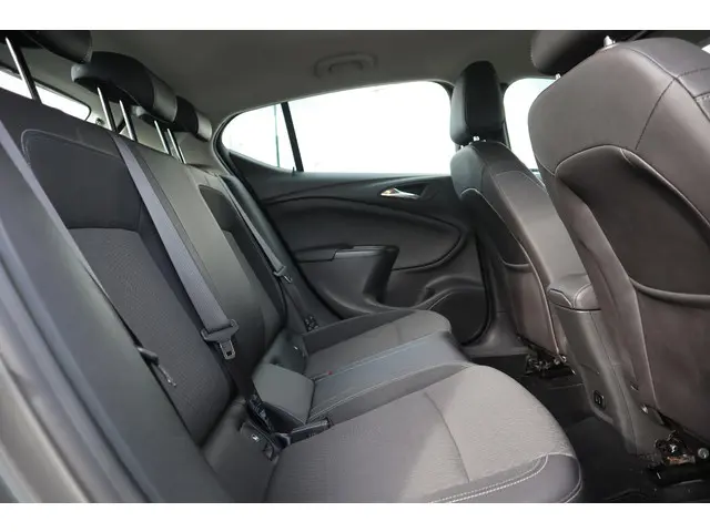 Opel Astra 1.0 INNOVATION 2016 Benzine 17