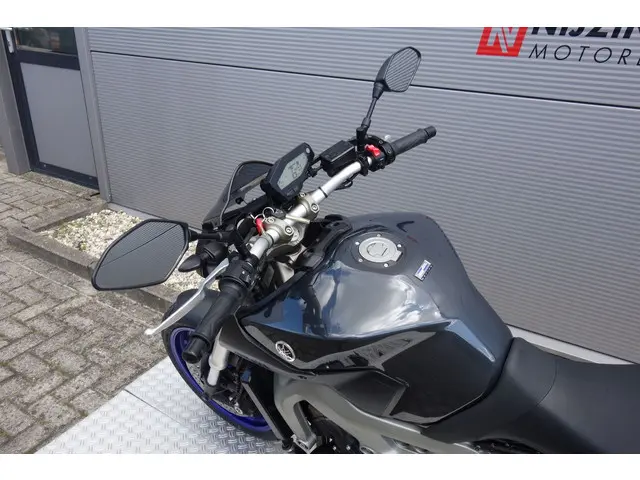 Yamaha MT 09 ABS 2014 Benzine 21