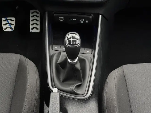 Hyundai Bayon 1.0 T-GDI Premium 2026 Hybride Benzine 20