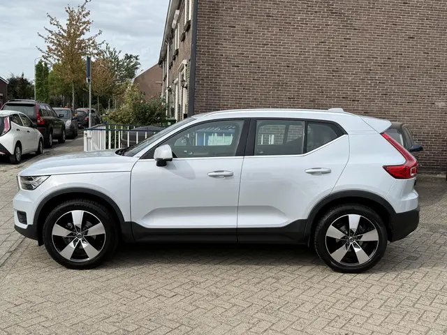 Volvo XC40 1.5 T3 163 pk Geartronic 2019 Benzine 3