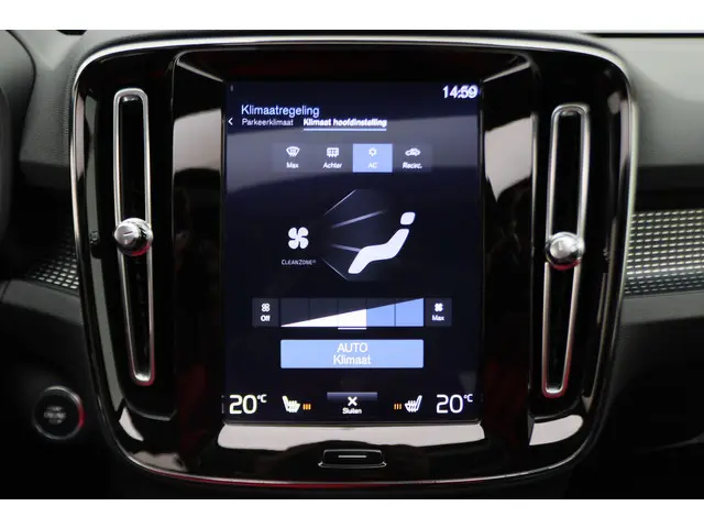 Volvo XC40 2.0 T4 AWD R-Design 2018 Benzine 50