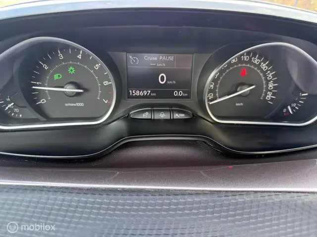 Peugeot 2008 1.2 VTi Active 2014 Benzine 8