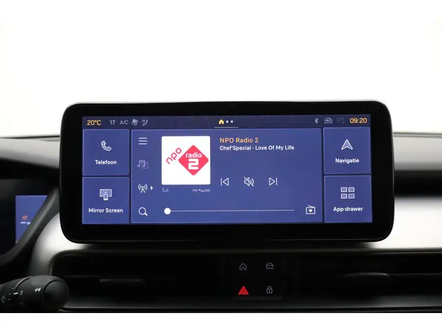 Jeep Avenger 1.2 e-Hybrid Summit 2025 Hybride Benzine 23