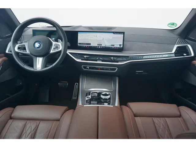 BMW X5 xDrive50e 2025 Hybride Benzine 7