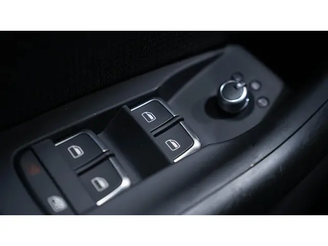 Audi Q3 2.0 TFSI quattro S Edition 2013 Benzine 25