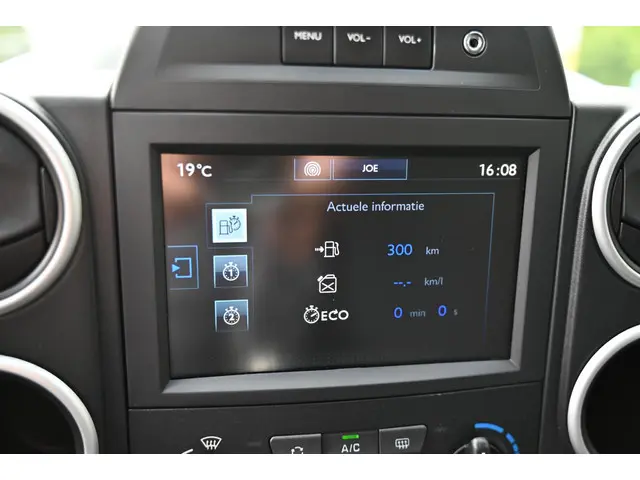 Peugeot Partner Tepee 1.2 PureTech Active 2017 Benzine 28