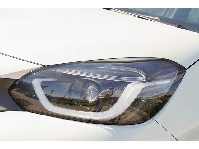 Honda Jazz 1.5i e:HEV ELEGANCE 2024 Hybride Benzine 39