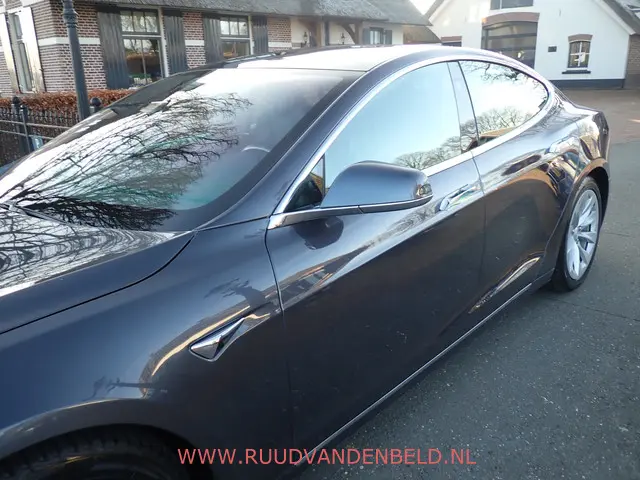 Tesla Model S LONG RANGE PLUS !! RAVEN 2020 Elektrisch 31