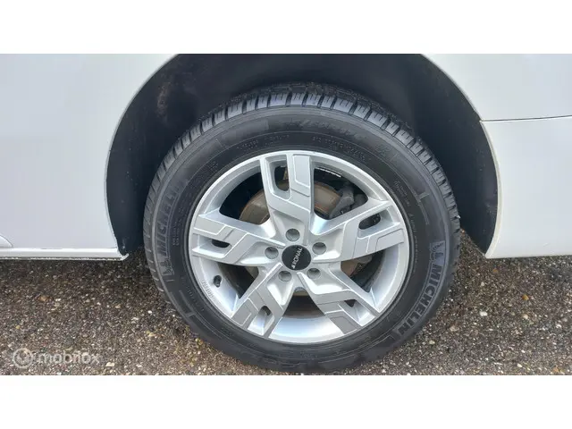 Opel Vivaro bestel 2.0 CDTI L3H1 Innovation 2021 Diesel 4