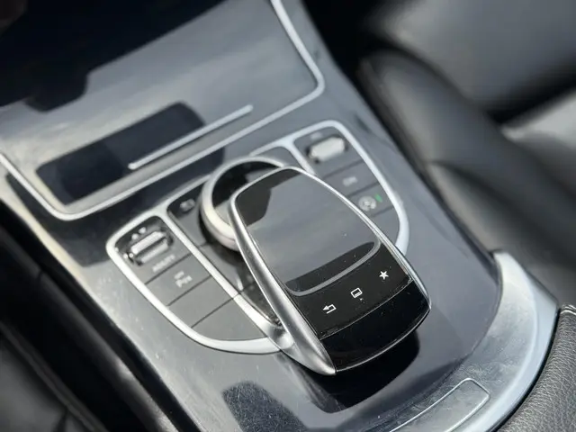 Mercedes-Benz C-Klasse 200 Prestige 2014 Benzine 22