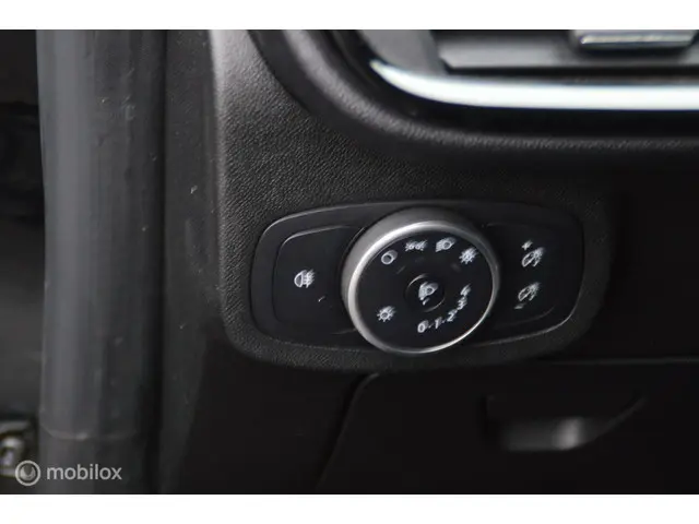 Ford Fiesta 1.1 Trend 2018 Benzine 21