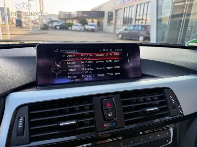 BMW 4 Serie Cabrio 428i High Executive 2015 Benzine 13