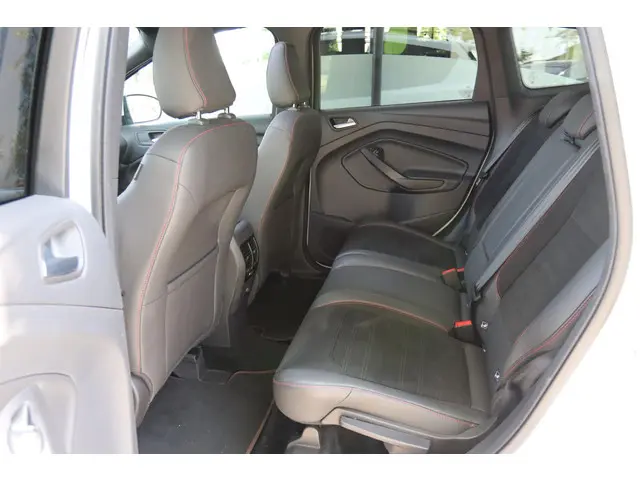 Ford Kuga 1.5 ECOBOOST ST-LINE 2017 Benzine 16
