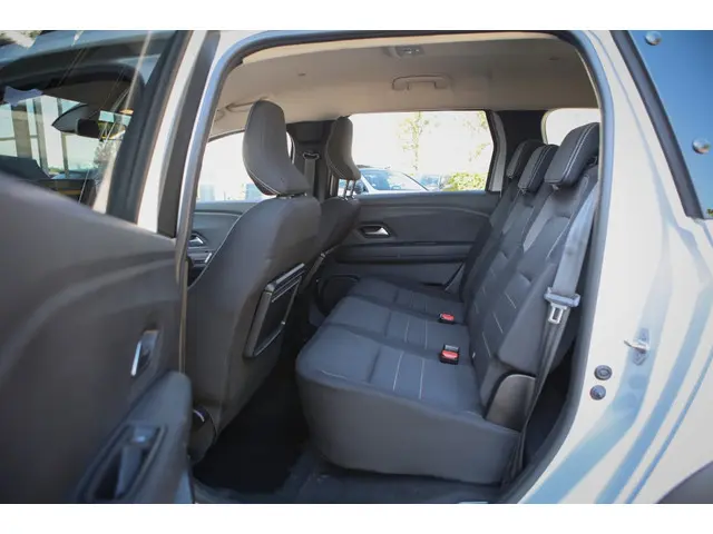 Dacia Jogger 1.0 TCe Extreme 7p. VERKOCHT 2022 Benzine 6