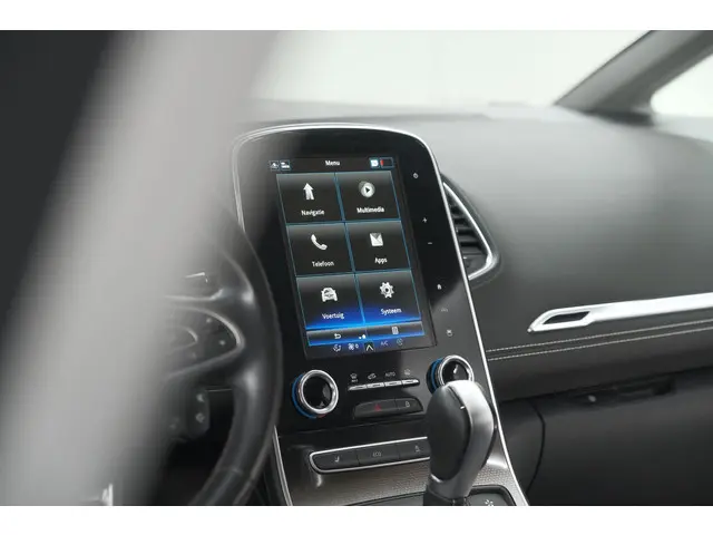 Renault Scénic TCe 140 EDC Bose 2021 Benzine 61