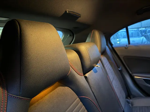 Mercedes-Benz A-Klasse 250 Sport Prestige 2015 Benzine 22