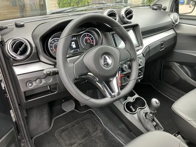 Aixam Crossover Premium 2025 Diesel 4