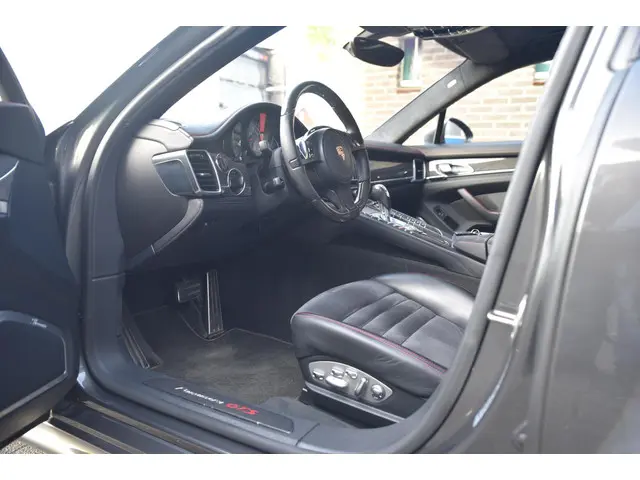Porsche Panamera 4.8 GTS 2012 Benzine 5