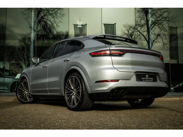 Porsche Cayenne Coupé 3.0 E-Hybrid 2020 Hybride Benzine 22