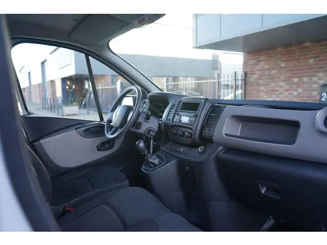 Renault Trafic 1.6 dCi T27 L1H1 Comfort 2016 Diesel 23