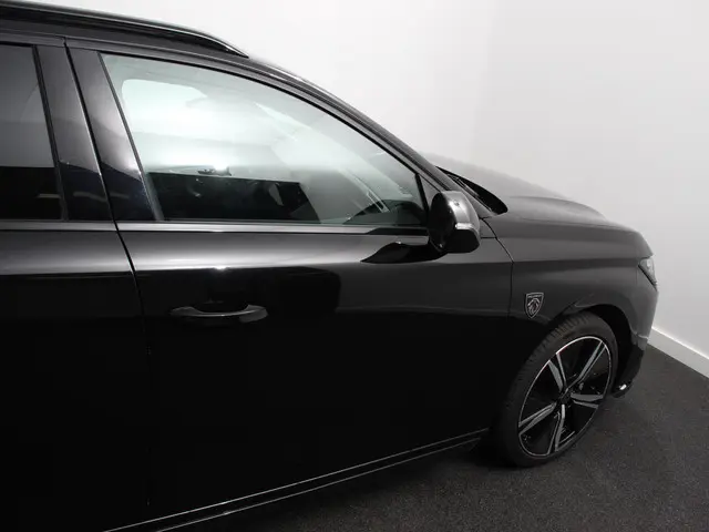 Peugeot 308 1.2 PureTech GT 2024 Benzine 31