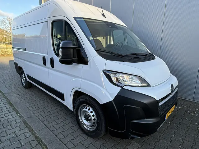 Opel Movano 2.2D 180 S&S L2H2 3.5t Zwaar 2024 Diesel 36