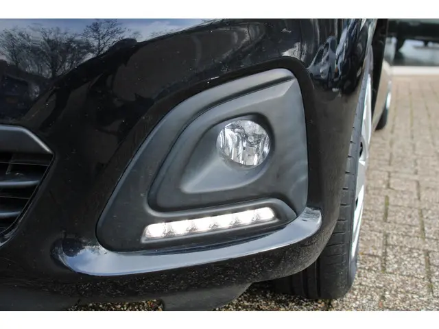 Peugeot 108 1.0 e-VTi Active 2016 Benzine 23