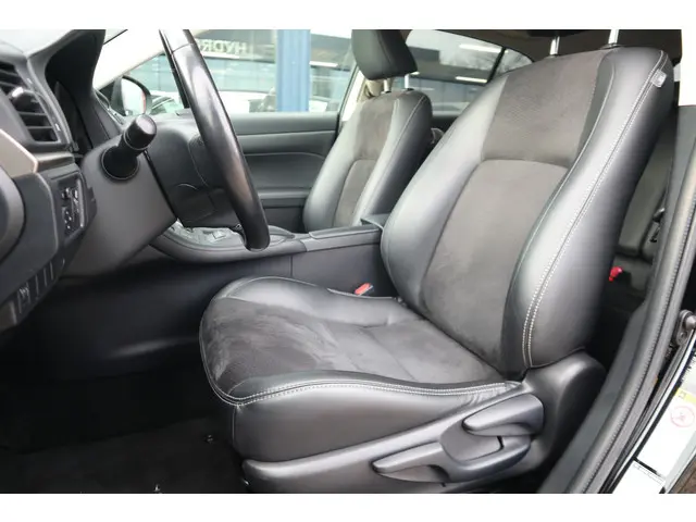 Lexus CT 200h Sport Edition 2016 Hybride Benzine 4