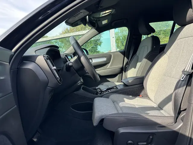 Volvo XC40 2.0 B4 Plus Dark 2024 Benzine 8