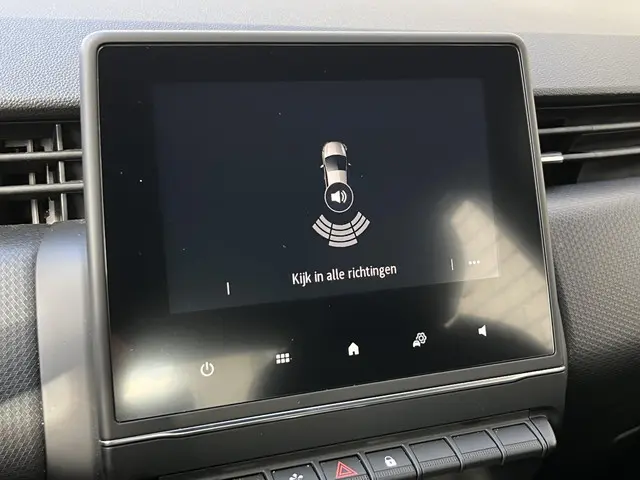 Renault Clio 1.0 TCe Intens 2020 Benzine 11