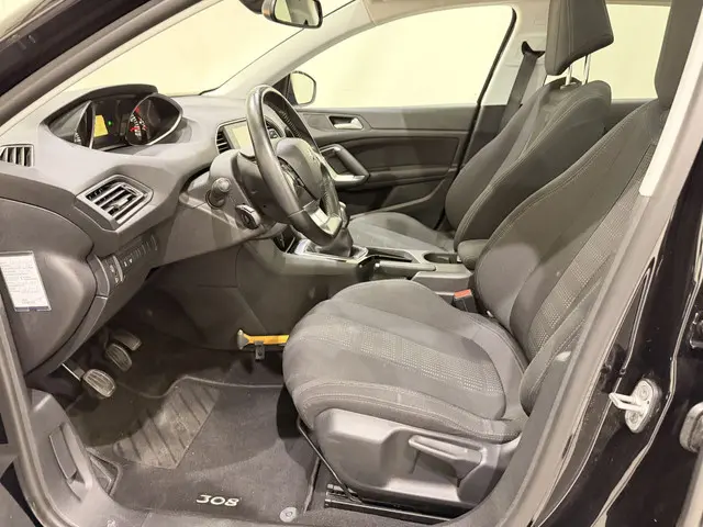 Peugeot 308 HB 1.2 Blue Lease Exe. Pano 2016 Benzine 7