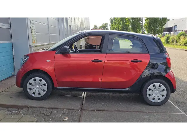 Smart Forfour 1.0 Pure 2016 Benzine 8