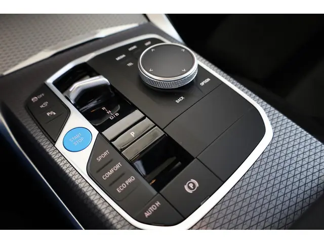 BMW i4 eDrive40 2025 Elektrisch 21