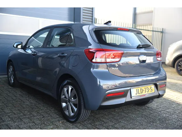 Kia Rio 1.2 Vision 2022 Benzine 15