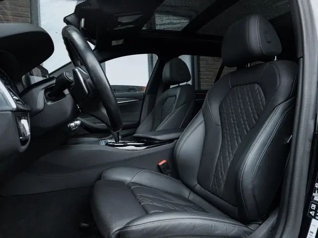 BMW 5 Serie Touring 530i xDrive M Sport 2022 Benzine 3